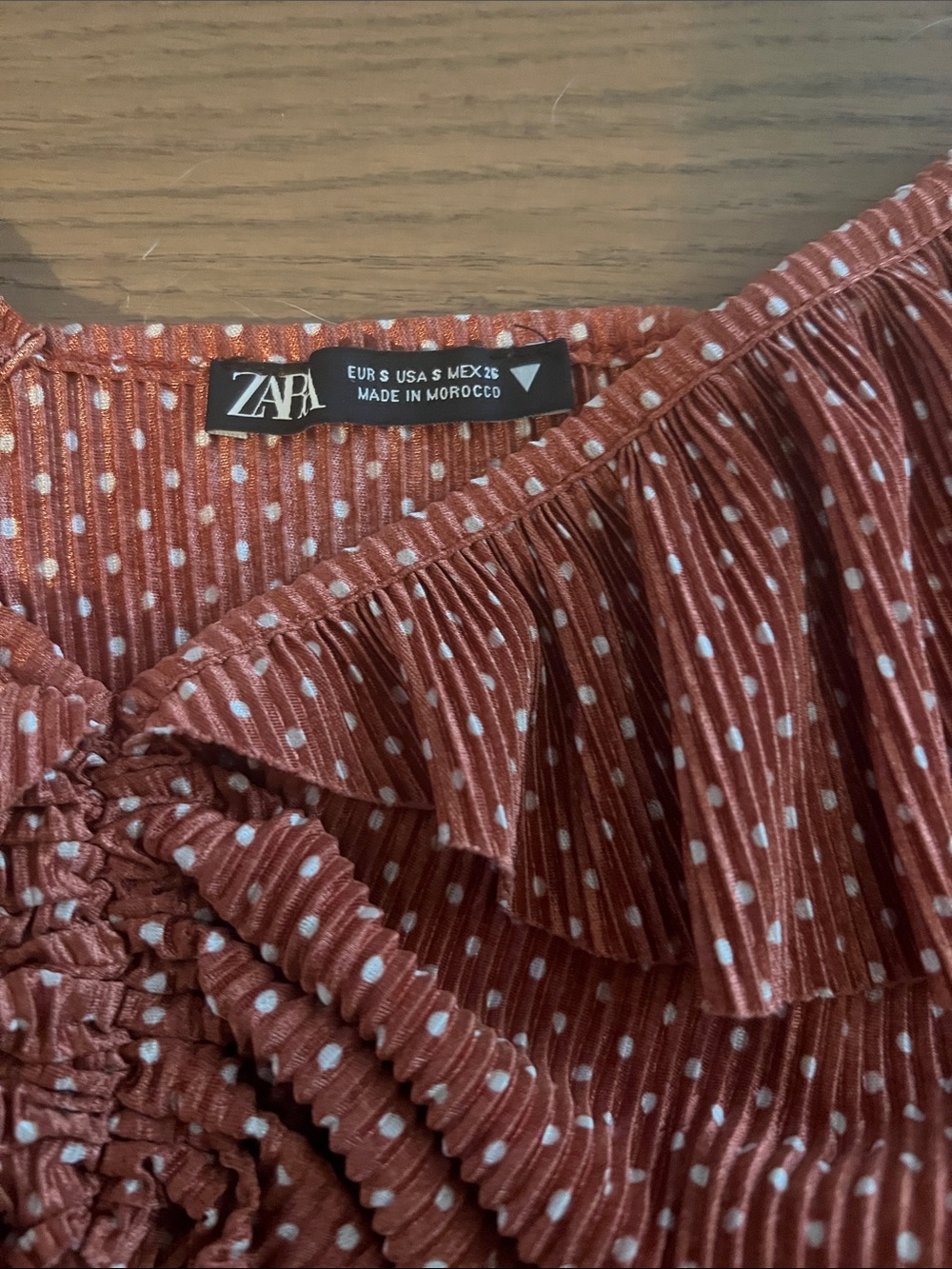Zara Rust Red Ruffle Off-Shoulder Crop Top - Picture 2 of 2